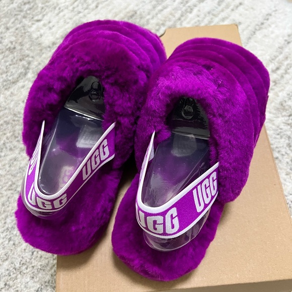 UGG Fluff Yeah Slide - Picture 1 of 7